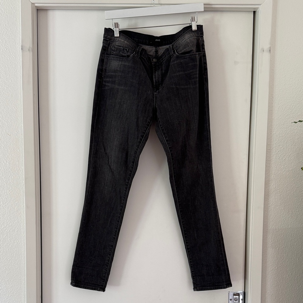 J Brand Black Skinny Jeans with Subtle Fade